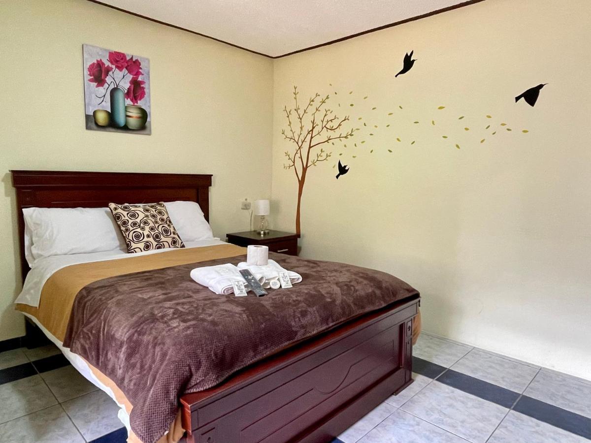 Hotel Casa Santa Lucia 巴尼奥斯 外观 照片